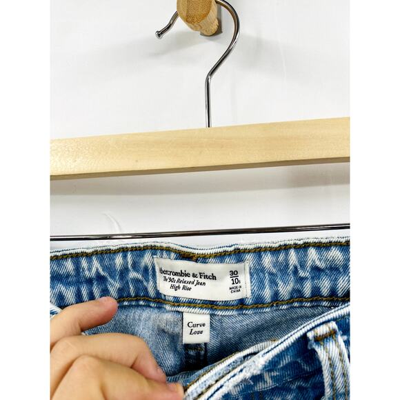 Abercrombie & Fitch the 90's relaxed jean high rise curve love short - Picture 3 of 5